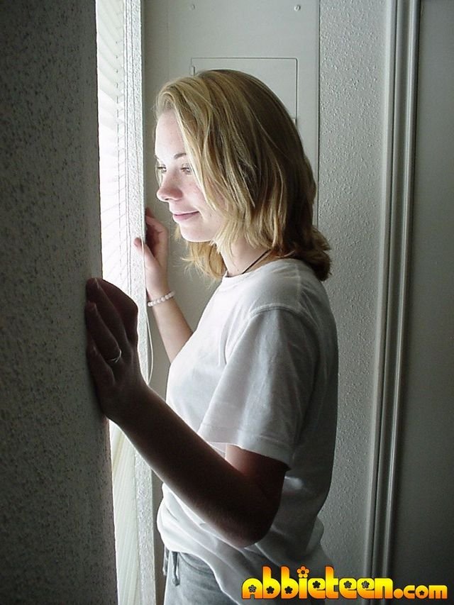 Visiting Naked Teen Abbie In Her Apartment