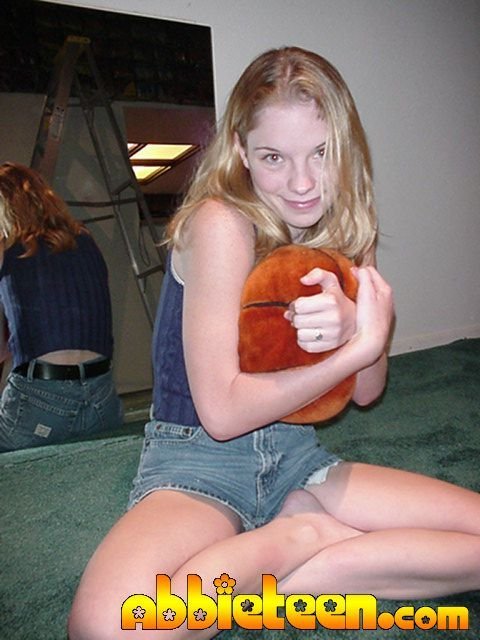 Nude Female Basketball?  Abbie Just Does It!