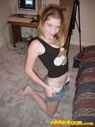 Naked Sexy Hooters Girl Teen Abbie