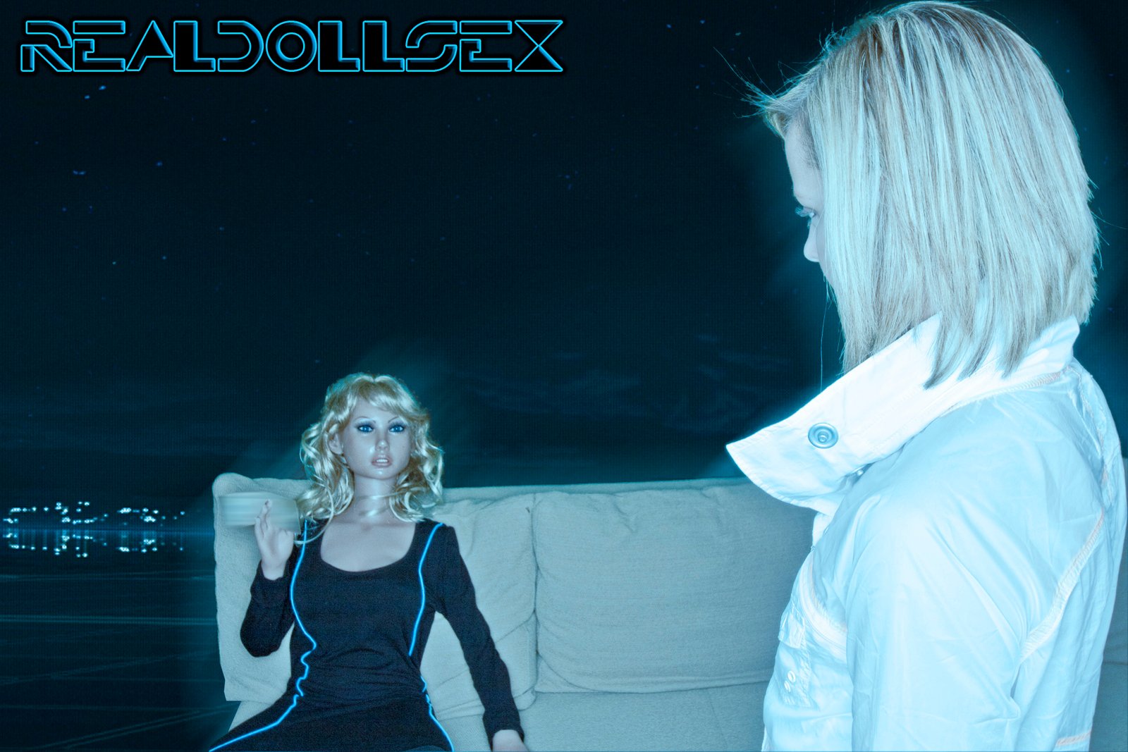 Jenna Suvari In Tron Legacy Inspired Lapdance