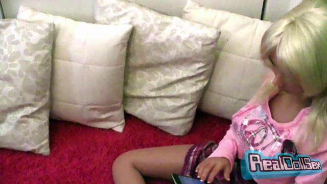Teya Tasia decided to text her friend from Algebra class for some help with her homework.